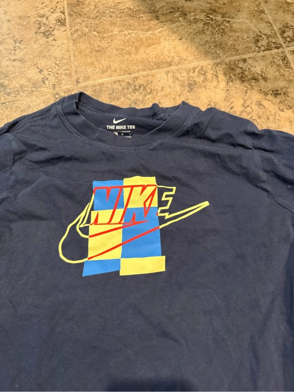 🧇Nike Kids' Navy Long-Sleeve Logo Top